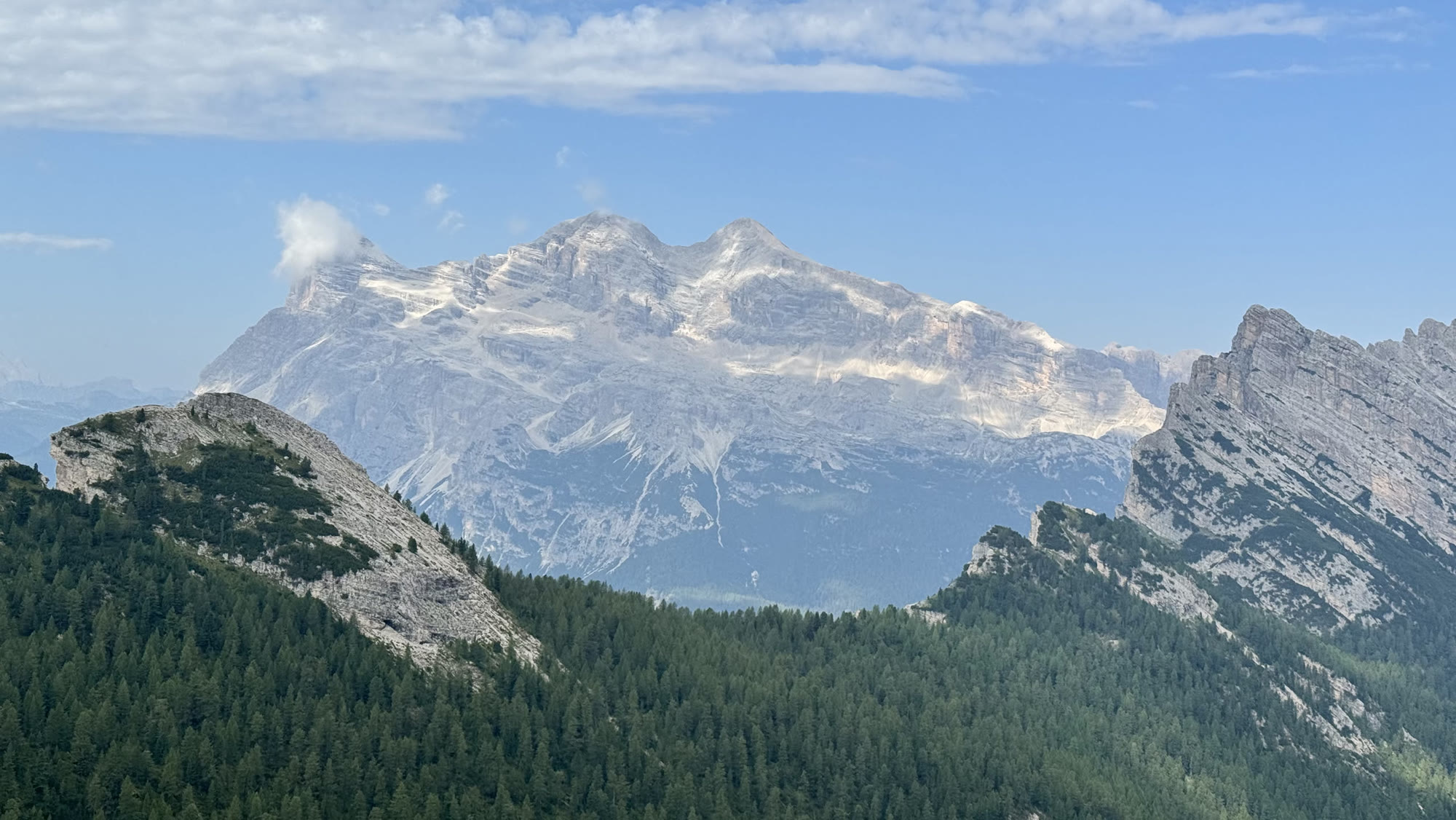 Le Tofane da est, a teleobiettivo