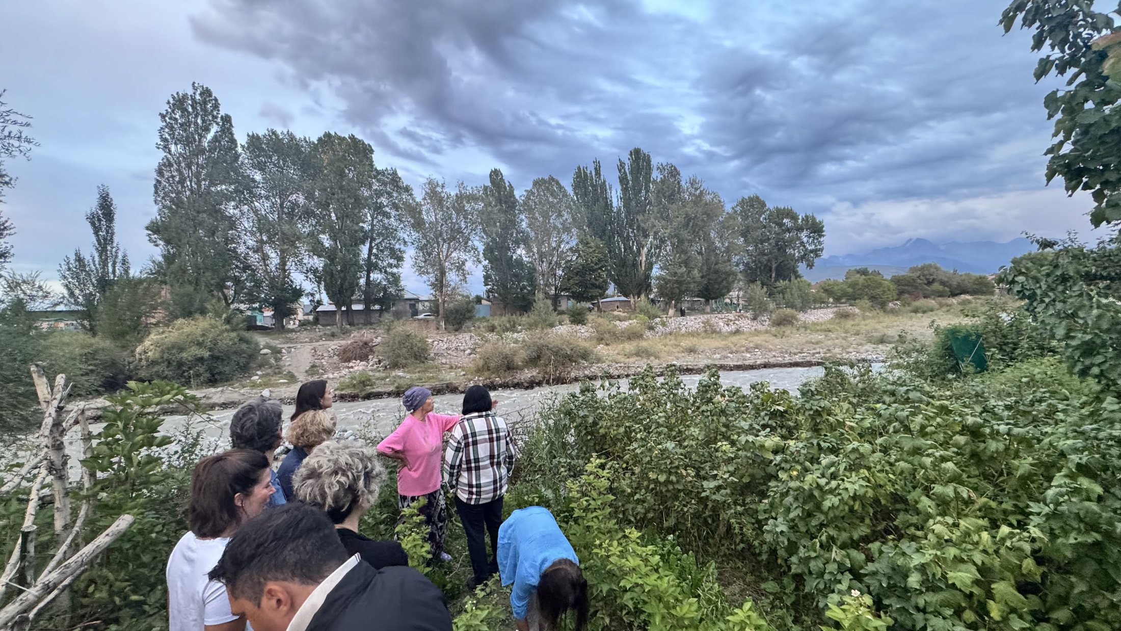 In fondo al giardino la proprietà finisce dove comincia il fiume