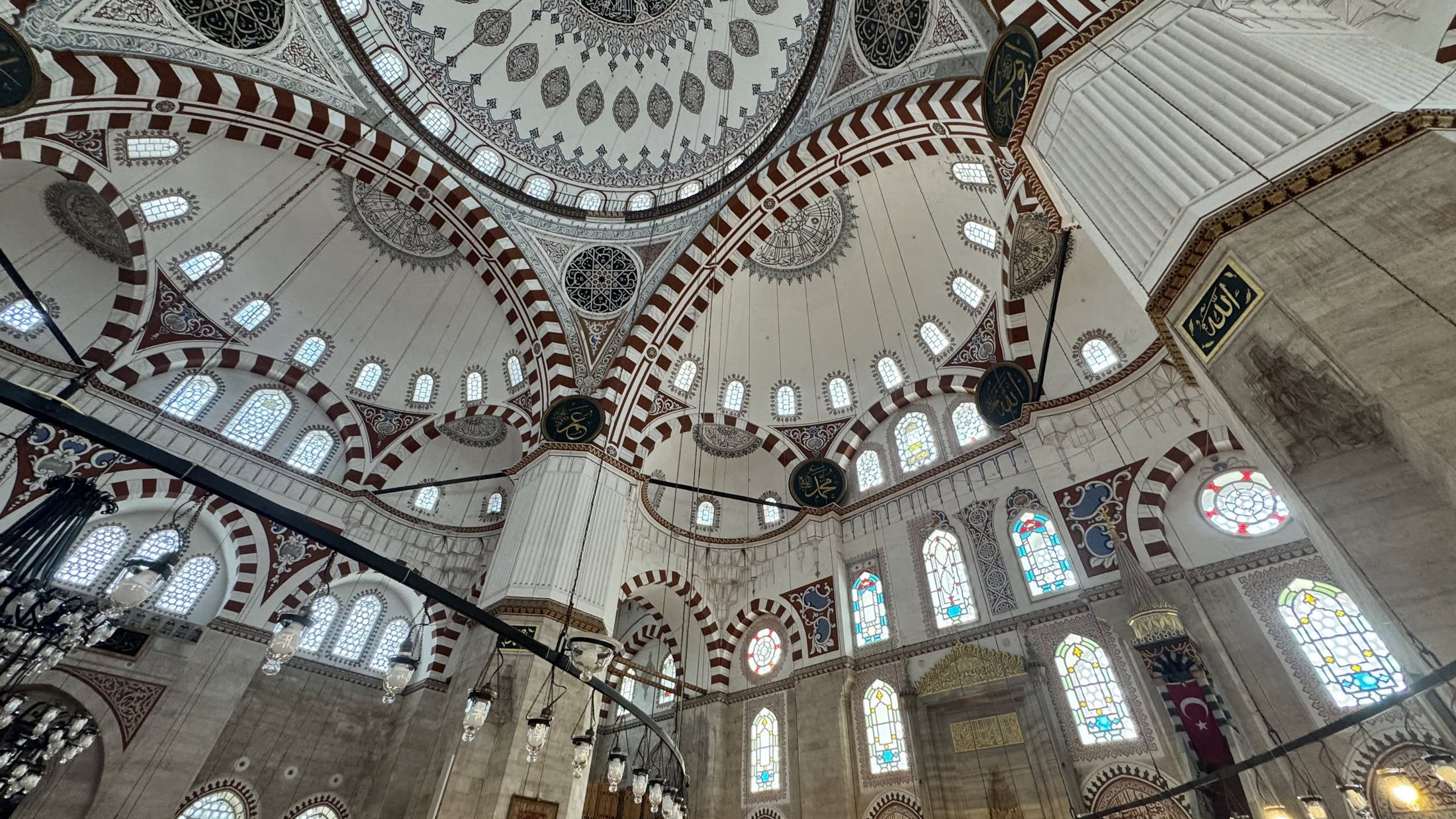 La cupola della Şehzade. Sinan diceva di essere ancora un apprendista.