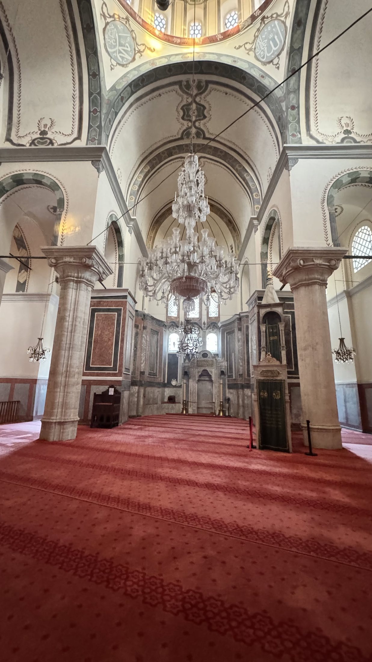 Zeyrek, ex Cristo Pantocratore. Riaperto da poco, e si vede.