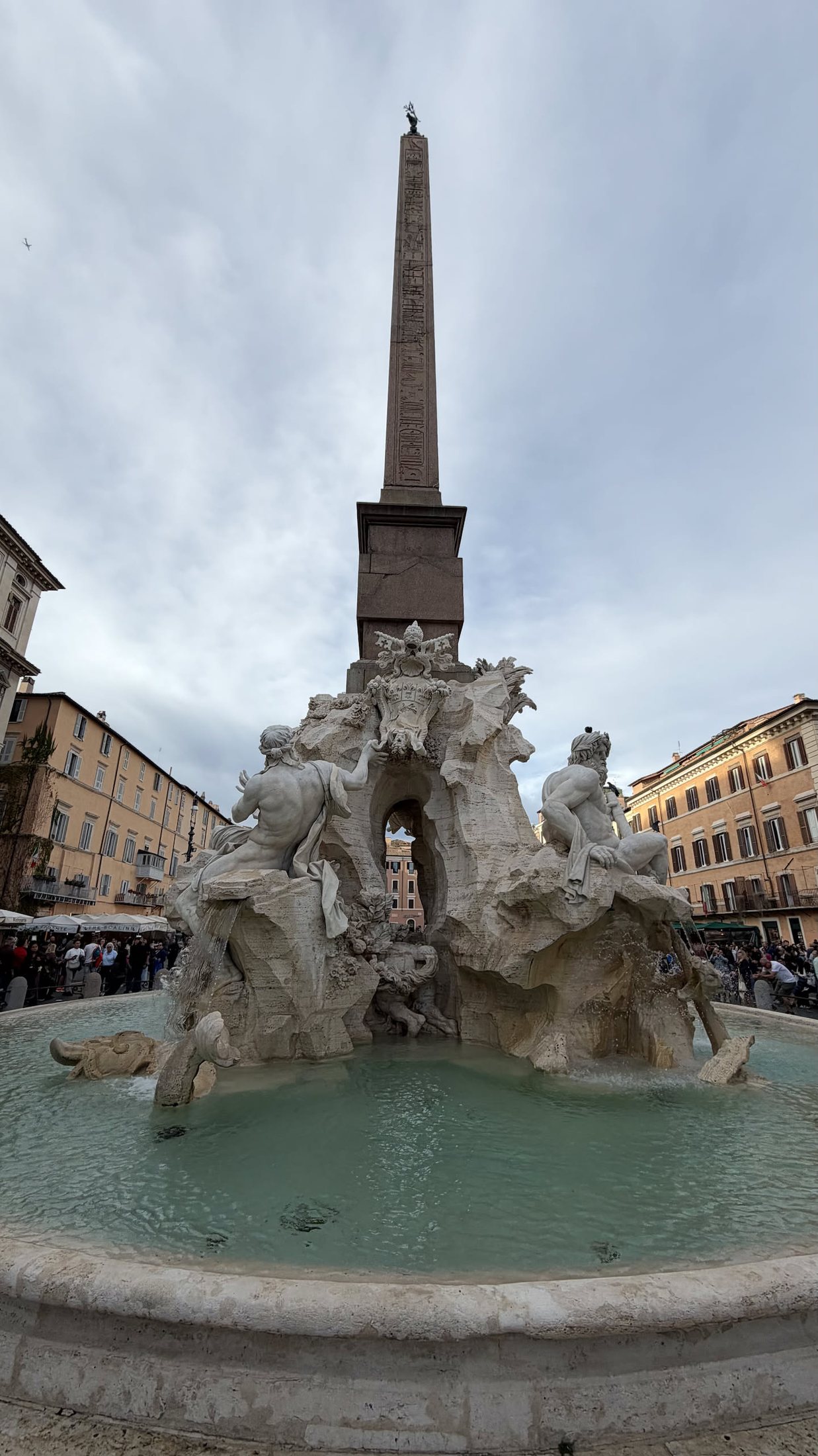 La Fontana dei Quattro Fiumi di Bernini, e l'obelisco.